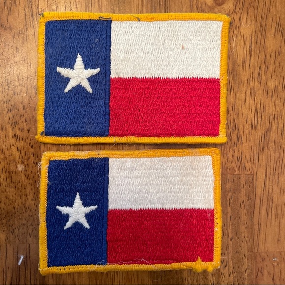2 Retro Texas Sew On Patches Applique 3.25x2.25” Red White Blue Yellow Trim S2:3 - Picture 1 of 9
